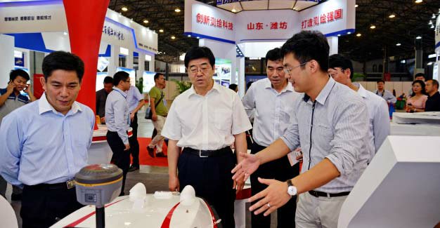 最新水陆空装备亮相南昌行业领导观摩南方技术